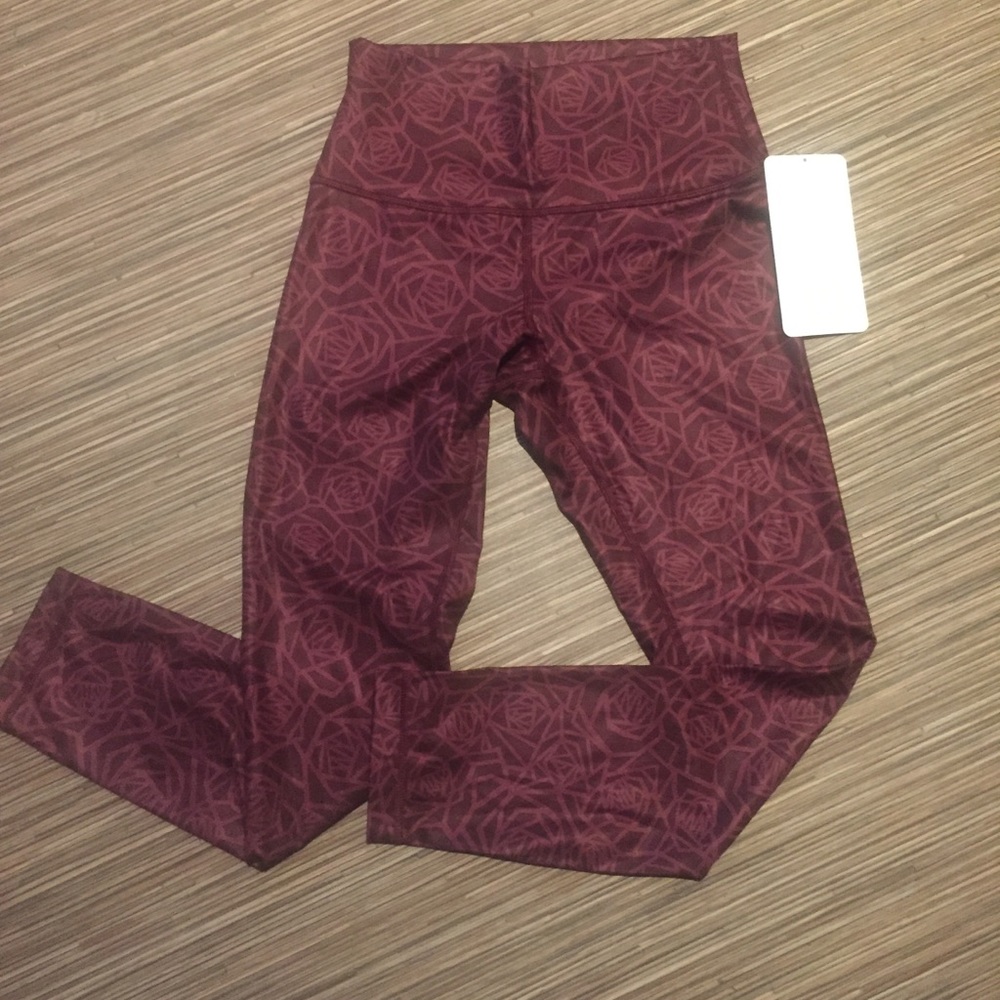 Lululemon High Times